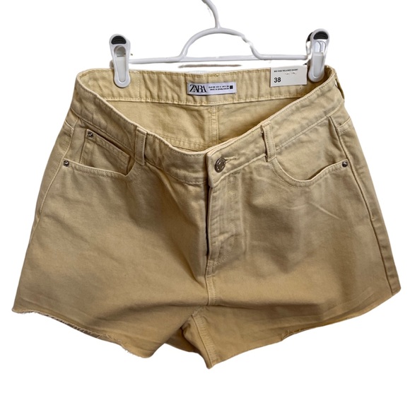 Zara Kaki Boyfriend Shorts - Picture 1 of 7
